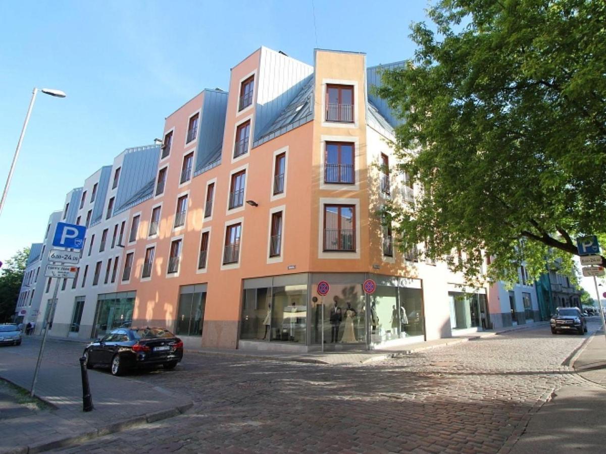 Kungu 25 Oldtown & Free Parking Apartman Riga Kültér fotó